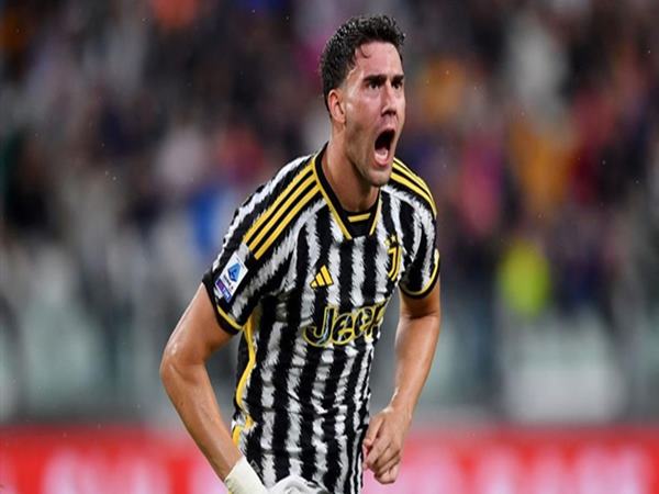 Bóng đá Ý 16/10: Juventus gia hạn hợp đồng với Vlahovic