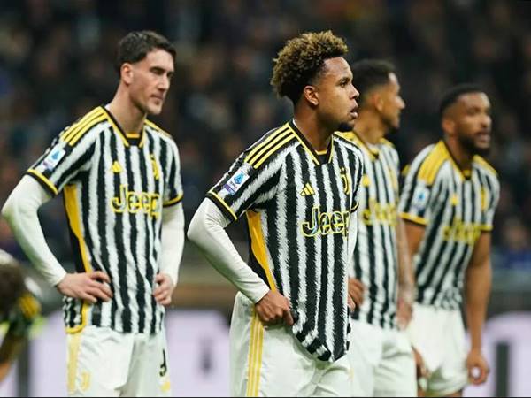 Bóng đá Ý 23/3: Juventus sa sút không phanh